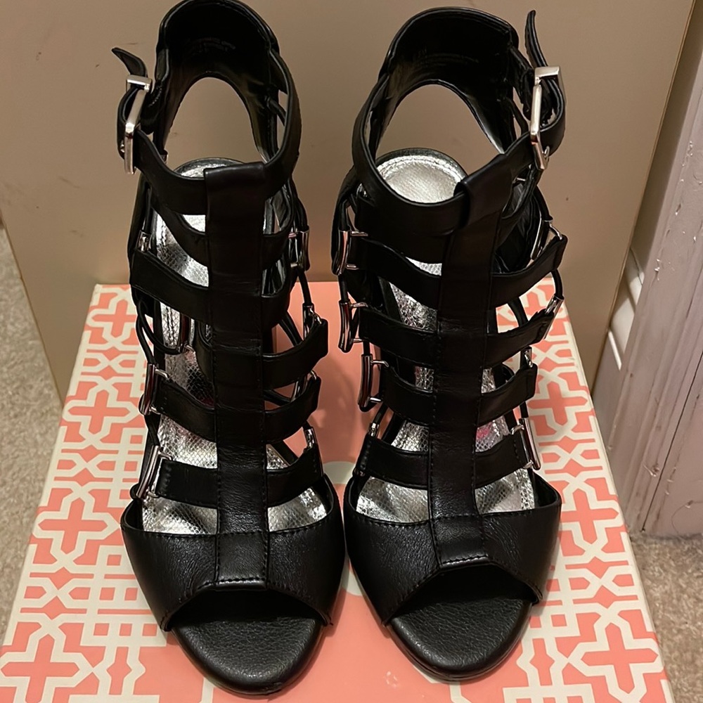 GB-Gianni Bini Fired-Up Heel